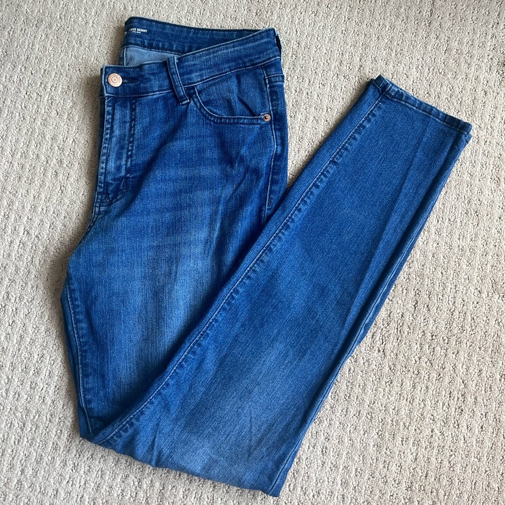 Old Navy mid-rise super skinny jeans - size 10 tall